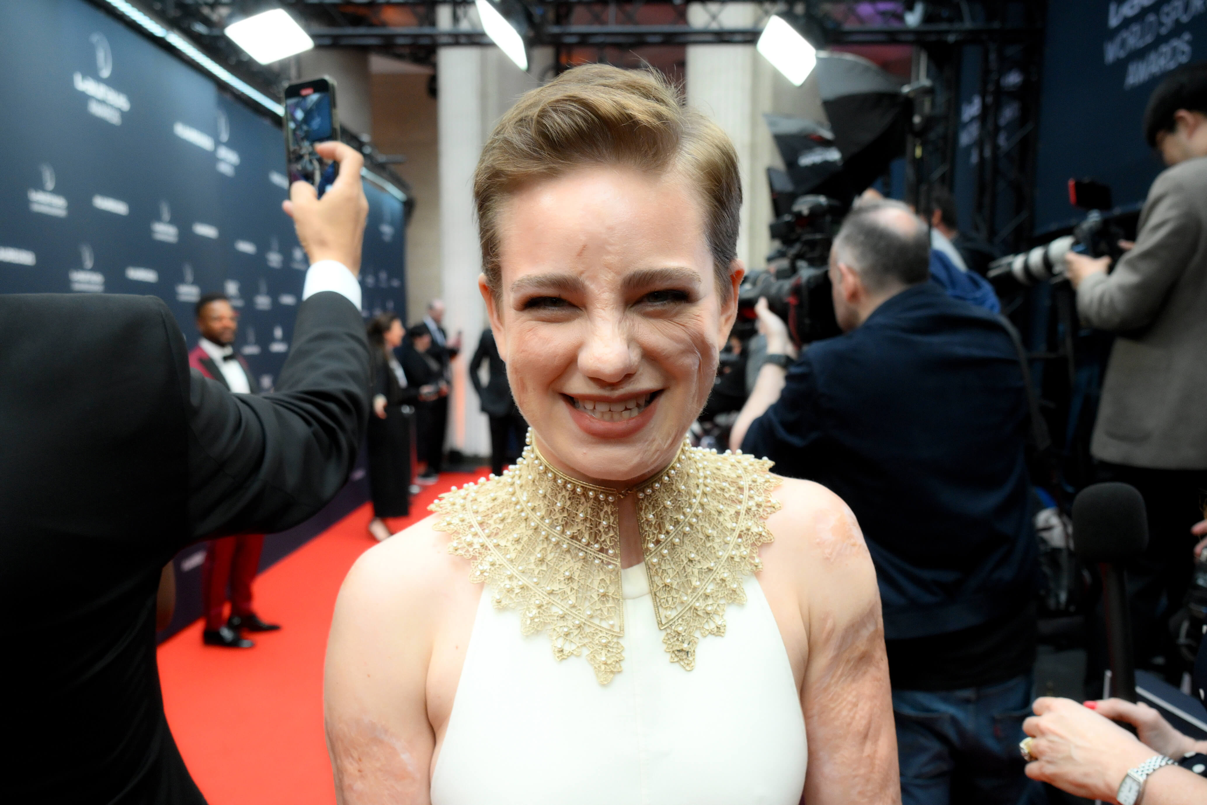 LAUREUS-WORLD-SPORTS-AWARDS-RED-CARPET-(2)